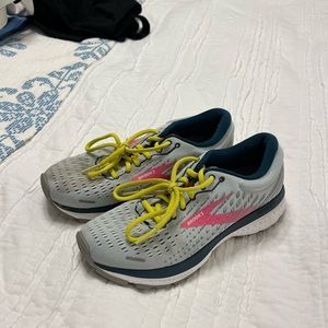 brooks ghost